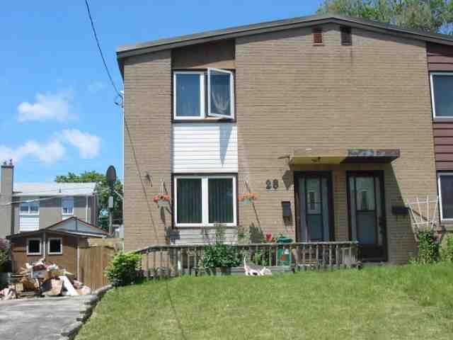 28 Willowmount Dr, Toronto - Clairlea-Birchmount image-0-0