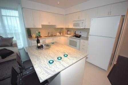 303 - 1600 Charles St, Whitby, L1N1B9 | Image 3