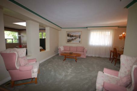 359 Jaybell Grve, Toronto, M1C2X4 | Image 3