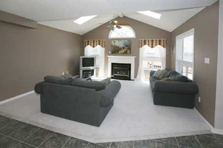 62 Telegraph Dr, Whitby, L1P 1S | Image 2