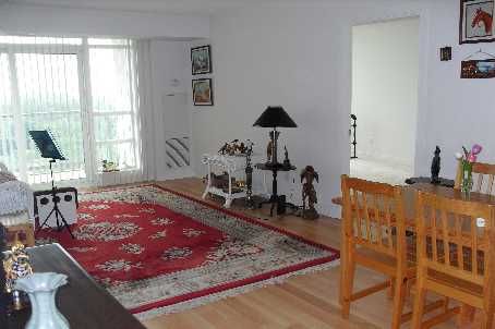 2116 - 238 Bonis Ave, Toronto, M1T3W7 | Image 3