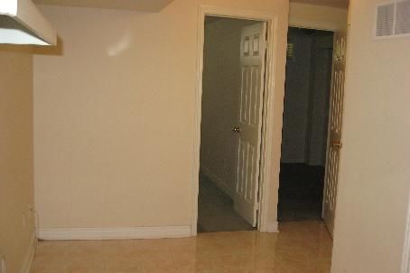 Bsmt - 203 Raleigh Ave, Toronto, M1K1A5 | Image 3