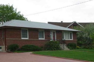 Detached House sold at 11 Cleta Drive, Toronto, Ontario, M1K3G5 - Kennedy Park - MLS: E1710830