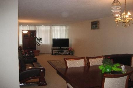 303 - 45 Huntingdale Blvd, Toronto, M1W2N8 | Image 2