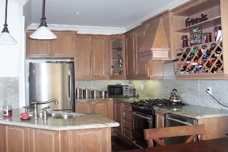 616 Fleetwood Dr, Oshawa, L1K0A2 | Image 3