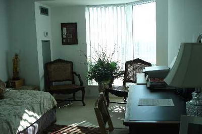 Unit Ph 308 — 1 Lee Centre Dr, Toronto - Woburn image-0-4