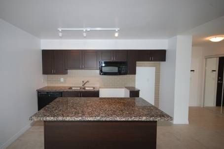 303 - 1600 Charles St, Whitby, L1N1B9 | Image 2