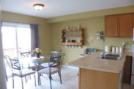 1636 Sarasota Cres, Oshawa, L1G8E9 | Image 3