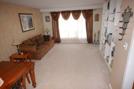 46 Budworth Dr, Toronto, M1E3H9 | Image 3