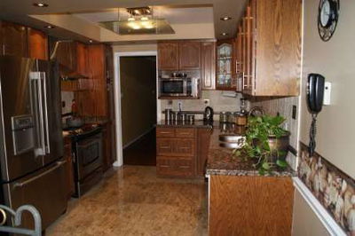 2121 Lynn Heights Dr, Pickering - Liverpool image-0-2
