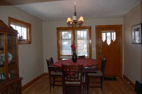 104 Conant St, Oshawa, L1H3R6 | Image 3