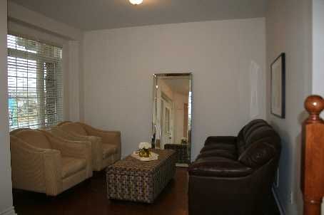 2 Don Morris Crt, Clarington, L1C5P7 | Image 3