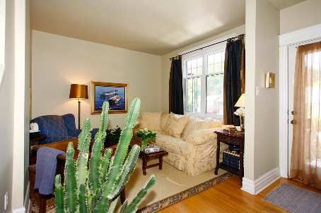 55 Devon Rd, Toronto, M4E2J7 | Image 2