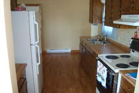 68 Overbank Dr, Oshawa, L1J7Y8 | Image 2