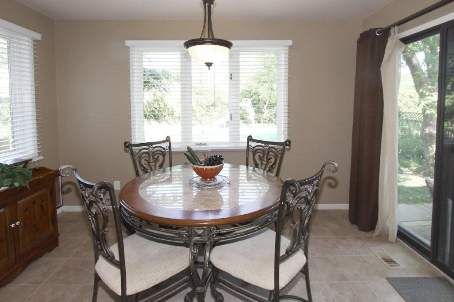 27 Ingleborough Dr, Whitby, L1N8J9 | Image 3