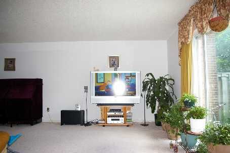 57 - 270 Timberbank Blvd, Toronto, M1W2M1 | Image 2