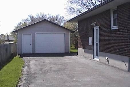 1118 Athol St, Whitby, L1N4A7 | Image 3