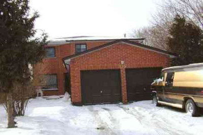 Detached House sold at 125 Andrew Street, Clarington, Ontario, L1B1J5 - Newcastle - MLS: E197971
