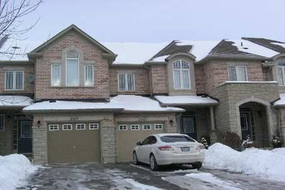 Townhouse sold at 1941 Treetop Way, Pickering, Ontario, L1V7J3 - Highbush - MLS: E2018778