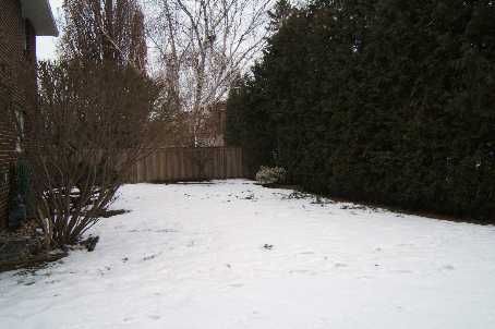 26 Carondale Cres, Toronto, M1W2B1 | Image 2