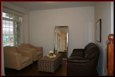 2 Don Morris Crt, Clarington, L1C5P7 | Image 2