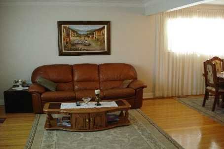 66 Portsdown Rd, Toronto, M1P1V1 | Image 3