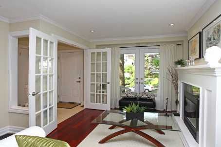 137 Willow Ave, Toronto, M4E3K4 | Image 2