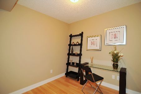 2216 - 238 Bonis Ave, Toronto, M1T3W7 | Image 2