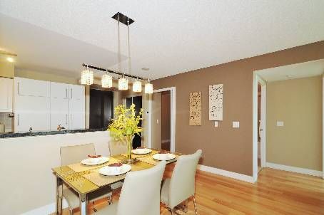 2216 - 238 Bonis Ave, Toronto, M1T3W7 | Image 3