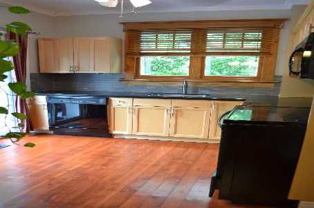 19 Hillcroft St, Oshawa, L1G2Kb | Image 2