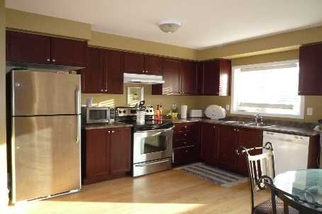 13 - 571 Longworth Ave, Clarington, L1C0H3 | Image 2