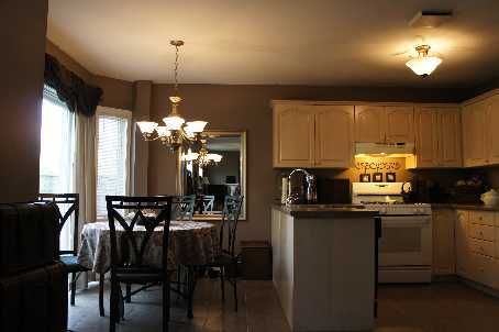 33 Auburn Lane, Clarington, L1E2C3 | Image 2