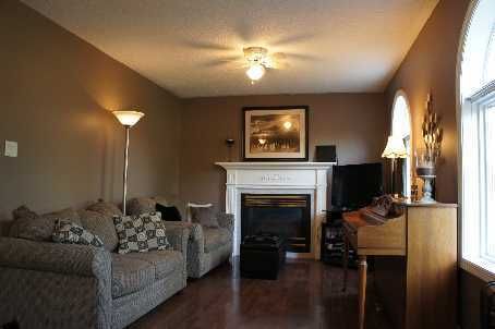 33 Auburn Lane, Clarington, L1E2C3 | Image 3