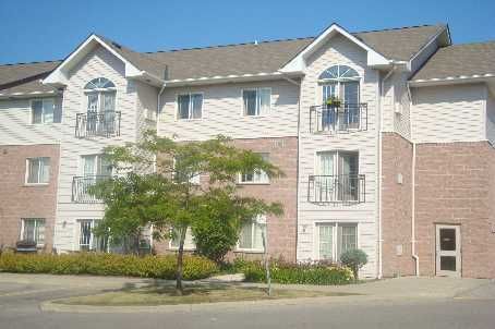 305 - 91 Aspen Springs Dr, Clarington, L1C5J9 | Image 2