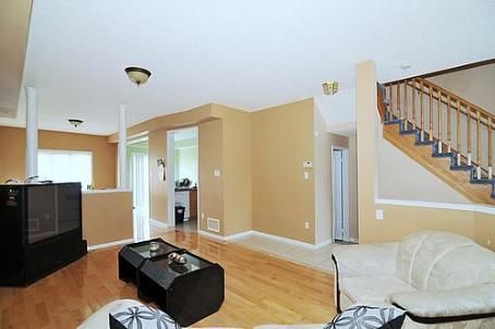 38 Marjoram Dr, Ajax, L1S6W7 | Image 3