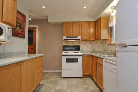 398 Dean Ave, Oshawa, L1H3E2 | Image 2