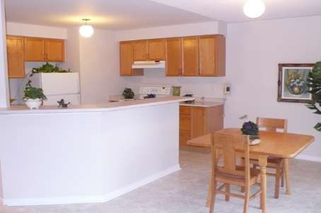 27 Wetherburn Dr, Whitby, L1P1M7 | Image 2