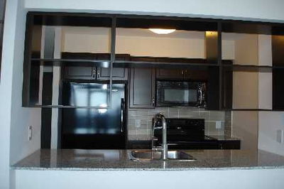 Unit 3608 — 125 Village Green Sq, Toronto - Agincourt South-Malvern West image-0-3