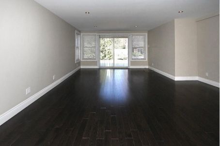 878 Strouds Lane, Pickering, L1V1H2 | Image 2