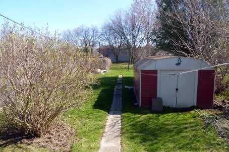 203 Valencia Rd, Oshawa, L1J1P2 | Image 3