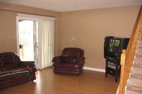 140 Orchard Heights Dr, Clarington, L1B1J7 | Image 3