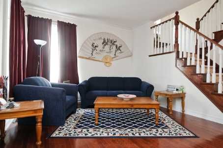 1225 Leacock Crt, Oshawa, L1K2R3 | Image 2