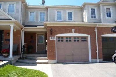 Townhouse sold at 12 Bonello Crescent, Whitby, Ontario, L1R3N6 - Taunton North - MLS: E2406168
