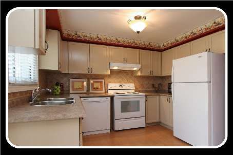 831 Lavis St, Oshawa, L1K1W8 | Image 2