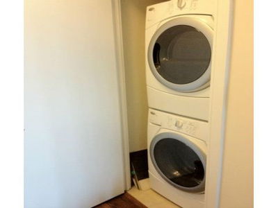 Unit 515 — 135 Village Green Sq, Toronto - Agincourt South-Malvern West image-0-4