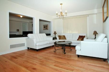 57 James Govan Dr, Whitby, L1N0J9 | Image 2