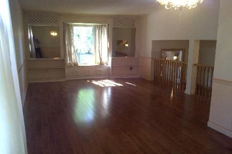 4 Longbow Sq, Toronto, M1W2W7 | Image 2