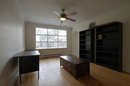 30 Ferris Rd, Toronto, M4B1G3 | Image 3