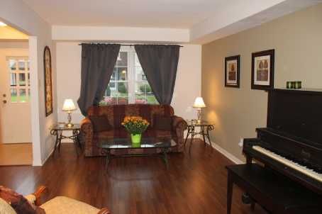 93 - 580 Eyer Dr, Pickering, L1W3B7 | Image 2