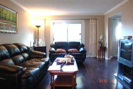 176 Carolbreen Sq, Toronto, M1V1H5 | Image 3